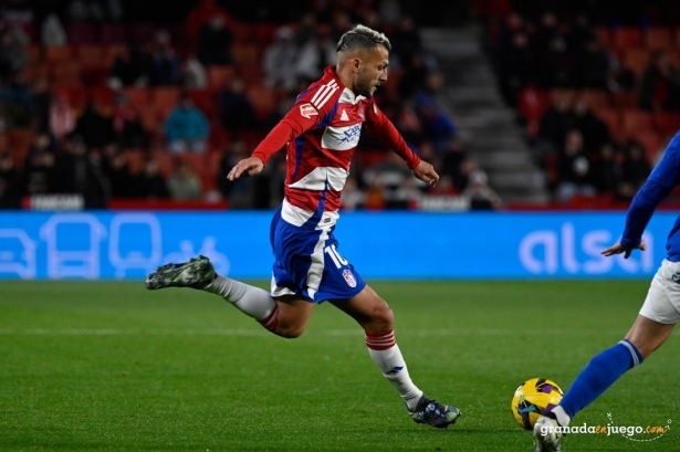El Granada debe dar un paso al frente lejos de su estadio (JOSÉ M. BALDOMERO) El Granada debe dar un paso al frente lejos de su estadio (JOSÉ M. BALDOMERO)