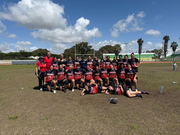 Equipo femenino del CD Rugby Escoriones (ESCORIONES) Equipo femenino del CD Rugby Escoriones (ESCORIONES)