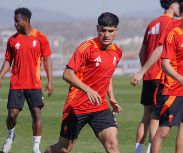 El Recre intentará retrasar una semana el descenso matemático (GRANADA CF)