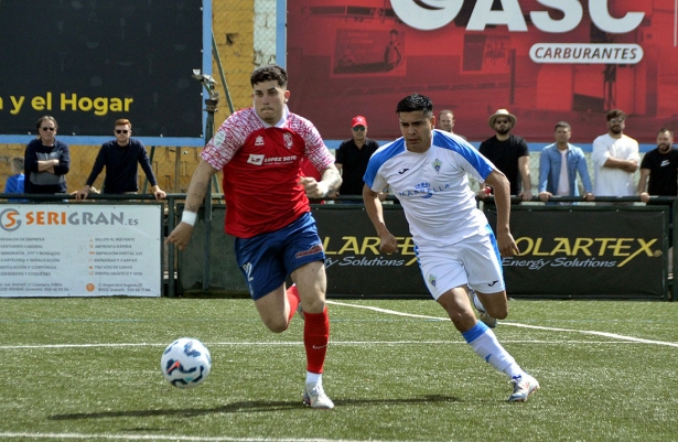 El Churriana CF igualó ante el Atlético Marbella (G. R. LÁZARO) El Churriana CF igualó ante el Atlético Marbella (G. R. LÁZARO)