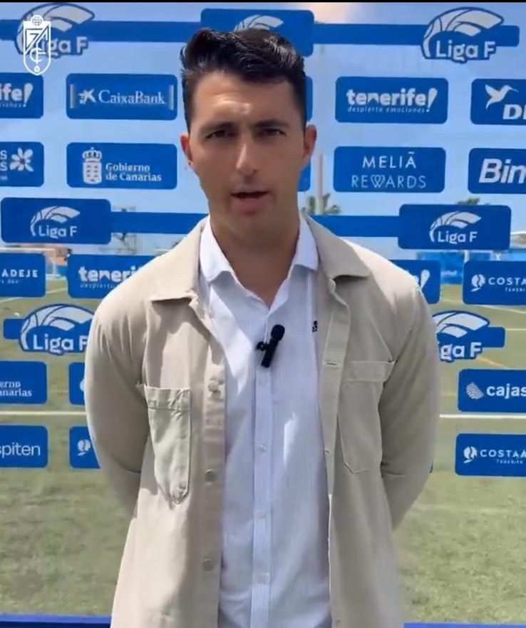 Arturo Ruiz elogió el gran trabajo de su equipo (GRANADA CF)