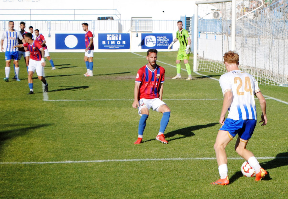 El local Cameron fue de los jugadores más destacados (SEMANARIO MUCHO DEPORTE)