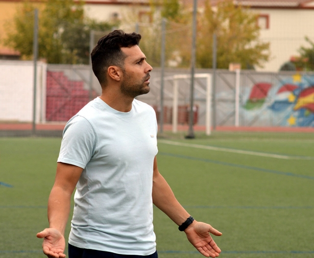El entrenador del Vandalia de Peligros, Javier Vilaseca (J. PALMA) El entrenador del Vandalia de Peligros, Javier Vilaseca (J. PALMA)
