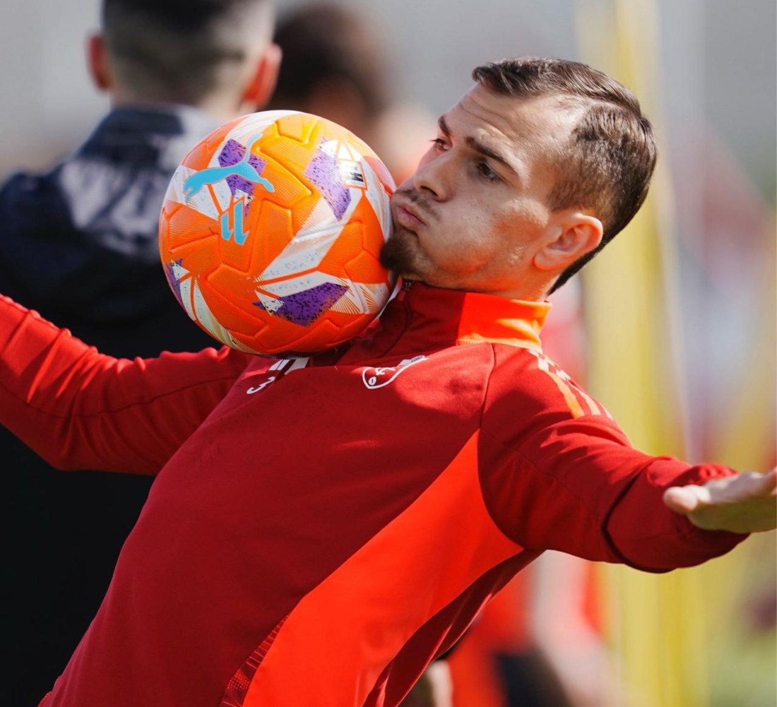 Brau vuelve al once después de su lesión (GRANADA CF)