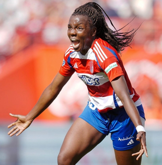 Edna podría cambiar de aires en verano (GRANADA CF) Edna podría cambiar de aires en verano (GRANADA CF)