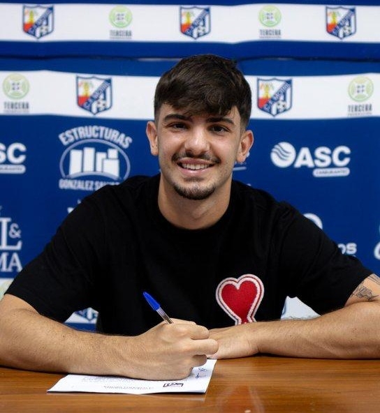 Román, un nuevo refuerzo para el Motril (MOTRIL CF) Román, un nuevo refuerzo para el Motril (MOTRIL CF)
