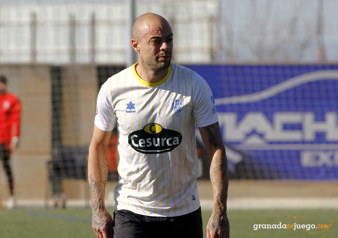 Dani Benítez no seguirá en el Huétor Tájar (J. PALMA)
