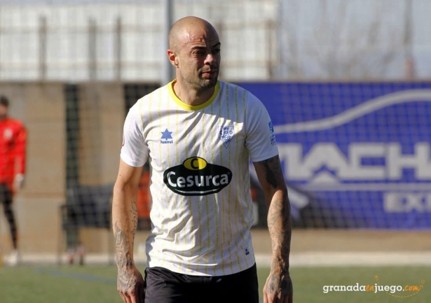 Dani Benítez no seguirá en el Huétor Tájar (J. PALMA) Dani Benítez no seguirá en el Huétor Tájar (J. PALMA)