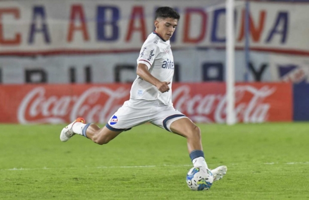 Helguera durante su etapa en Nacional 