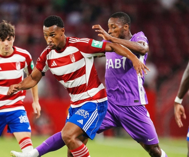 El Granada se despide de la pretemporada sin victorias (GRANADA CF) El Granada se despide de la pretemporada sin victorias (GRANADA CF)