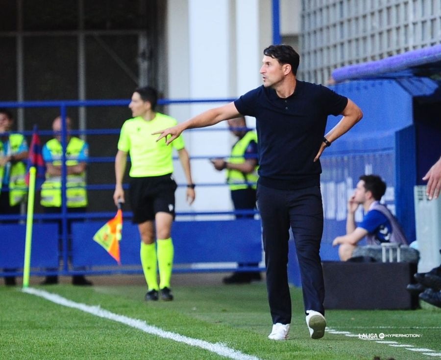 Beñat San José ha terminado muy satisfecho con la actución de los suyos (LALIGA)