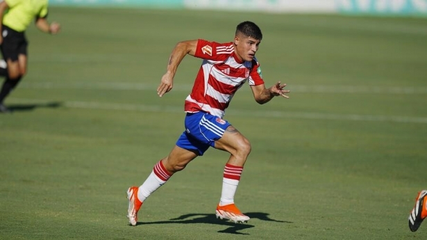 Juárez abandona la disciplina del Recre (GRANADA CF) Juárez abandona la disciplina del Recre (GRANADA CF)