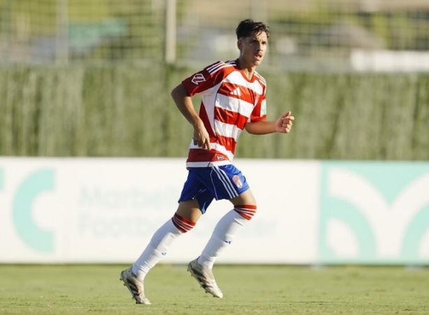 Heredia jugará en el Lorca este curso (GRANADA CF) Heredia jugará en el Lorca este curso (GRANADA CF)