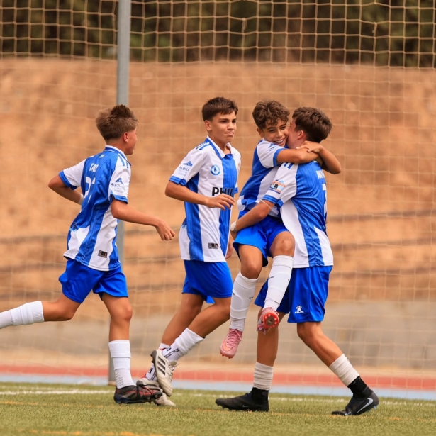 El Español Albolote empieza liderando la Primera Andaluza Infantil (ESPAÑOL ALBOLOTE)