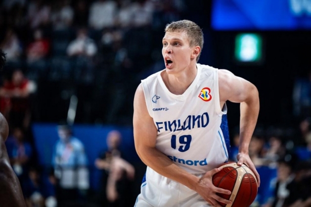 Valtonen busca hacer historia con Finlandia (COVIRAN GRANADA) Valtonen busca hacer historia con Finlandia (COVIRAN GRANADA)