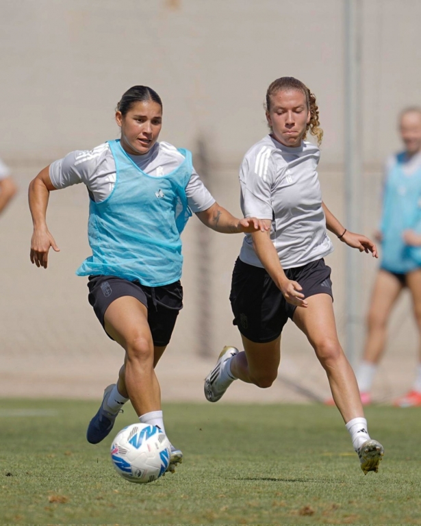 El Granada femenino quiere dar la sorpresa (GRANADA CF) El Granada femenino quiere dar la sorpresa (GRANADA CF)