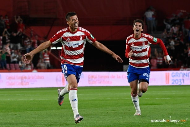 Alcaraz se estrenó como goleador (J.M. BALDOMERO)