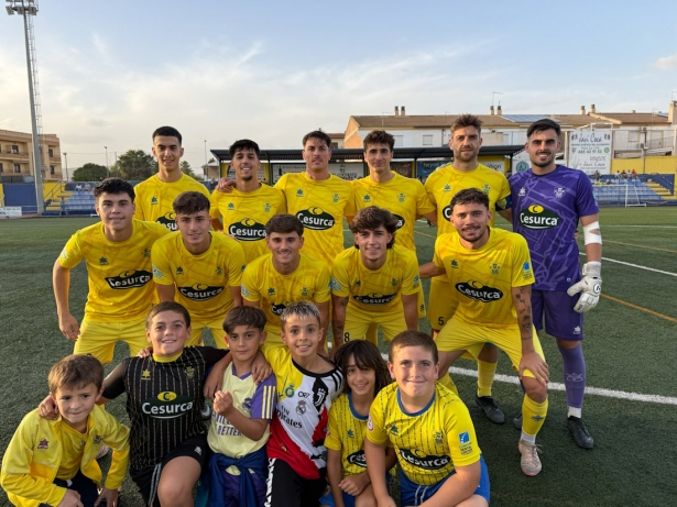 Once inicial del CD Huétor Tájar ante el San Pedro (CD HUÉTOR TÁJAR)