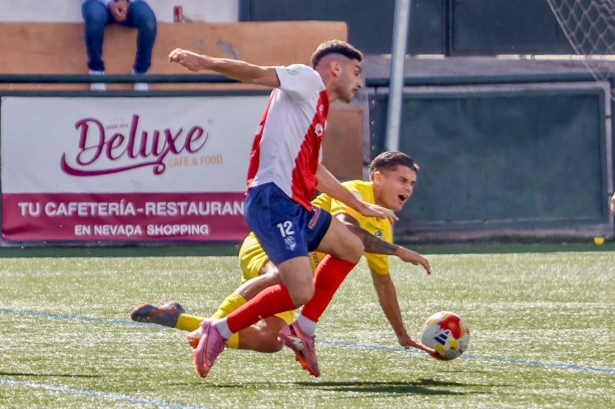 El Churriana hizo hincar la rodilla al FC Marbellí (GPMEDIA) El Churriana hizo hincar la rodilla al FC Marbellí (GPMEDIA)
