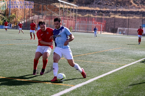 El Atlético Monachil lidera la Primera Andaluza (MANU LÓPEZ/ ATLÉTICO MONACHIL)