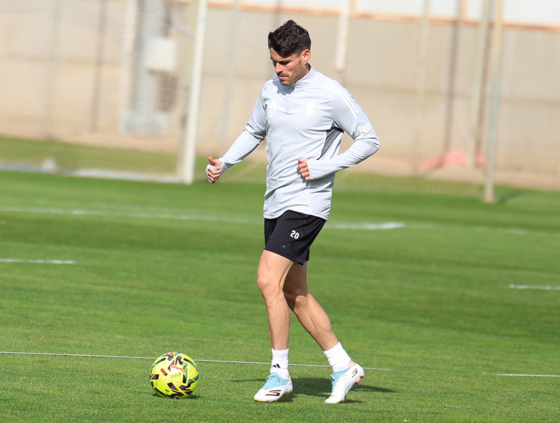 Sergio Ruiz advierte sobre las fortalezas del Racing (J. AZCOYTIA)