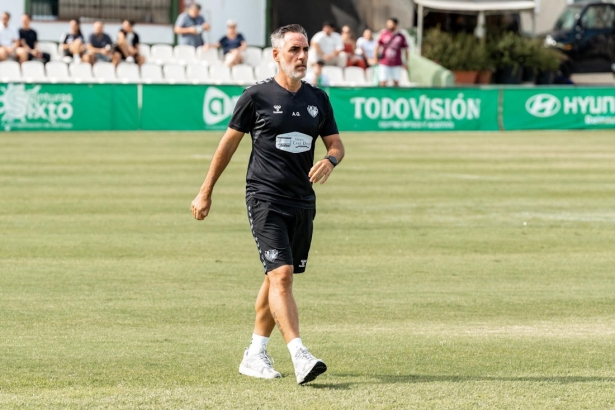 Abel Gómez ya no es entrenador del Antequera CF (ANTEQUERA CF)