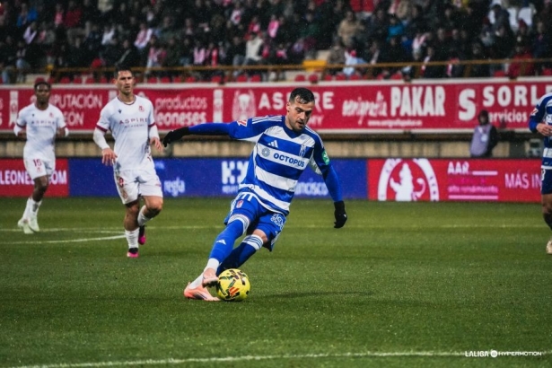 Arnáiz fue la novedad en el once de Pacheta (LALIGA)