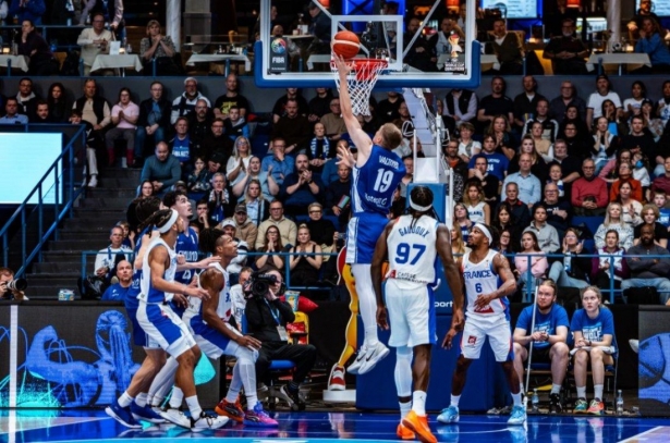 Valtonen ha firmado buenos números con Finlandia (FIBA) Valtonen ha firmado buenos números con Finlandia (FIBA)