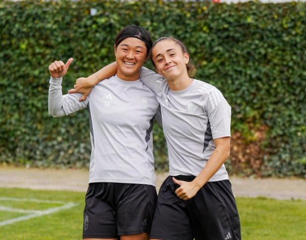 Las rojiblancas quieren regresar del parón con fuerza (GRANADA CF) Las rojiblancas quieren regresar del parón con fuerza (GRANADA CF)