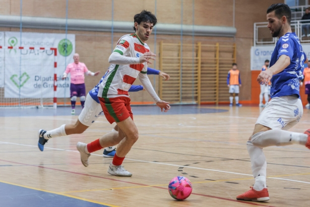 El Sima Granada cerró el año con empate (JOSÉ VELASCO) El Sima Granada cerró el año con empate (JOSÉ VELASCO)