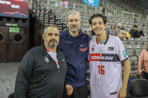 Representación de Granada en Juego en el Torneo de Navidad del Covirán Granada (GPMEDIA)
