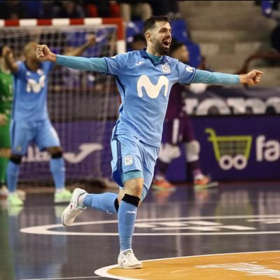 Raya celebra un gol con Inter Movistar (PERFIL X JOSÉ RAYA)