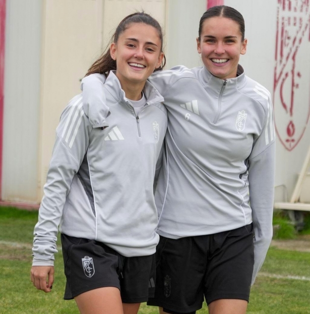 Las rojiblancas quieren comenzar el año con una sonrisa (GRANADA CF) Las rojiblancas quieren comenzar el año con una sonrisa (GRANADA CF)