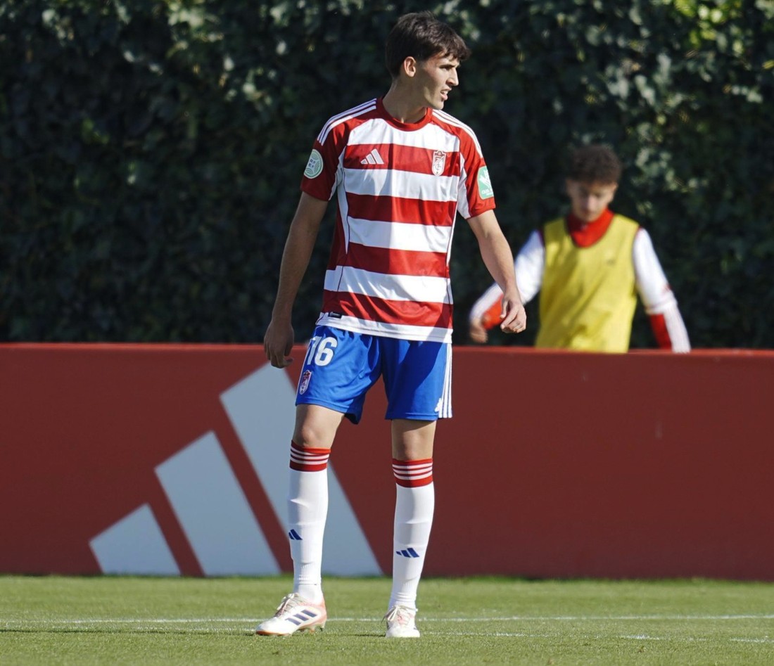Héctor González no ha encontrado sitio en el Recre (GRANADA CF)