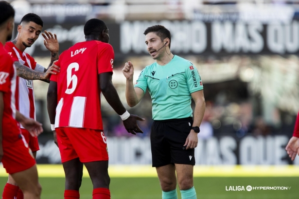Daniel Palencia dirigirá el partido en Cádiz (LALIGA) Daniel Palencia dirigirá el partido en Cádiz (LALIGA)