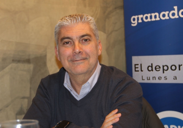 Joseba Aguado, ex entrenador del At. Mancha Real, en una tertulia de nuestro programa de radio (GRJ)