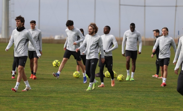 El Granada disputará un amistoso en la Ciudad Deportiva (J. AZCOYTIA) El Granada disputará un amistoso en la Ciudad Deportiva (J. AZCOYTIA)