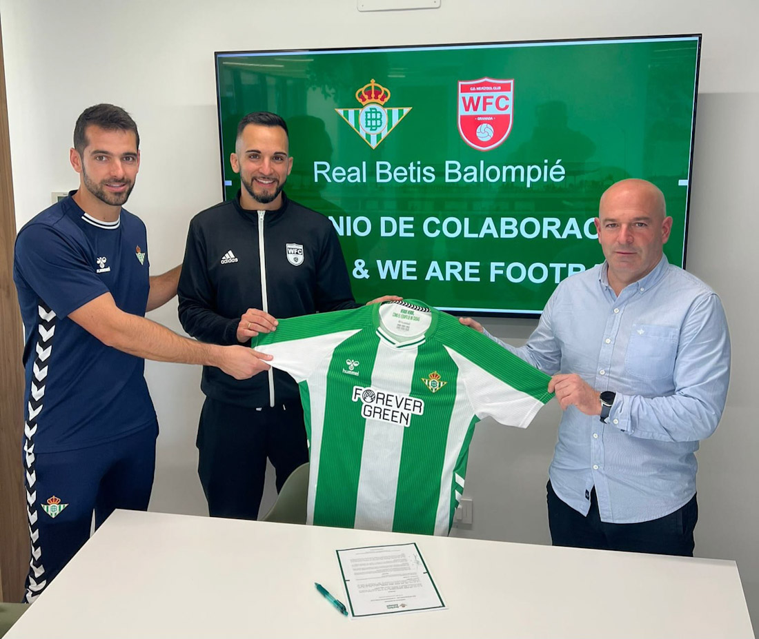 Edu coordinador F7 Real Betis Balompié  José Gómez Director We Are Football Gustavo coordinador F11 Real Betis Balompié