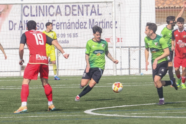 El CD Huétor Vega consiguió un importante triunfo (GPMEDIA) El CD Huétor Vega consiguió un importante triunfo (GPMEDIA)