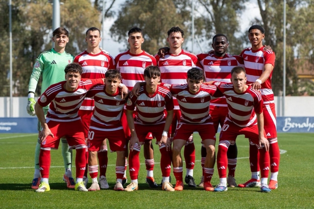 Once inicial del Granada CF ante el Málaga CF (GRANADA CF) Once inicial del Granada CF ante el Málaga CF (GRANADA CF)