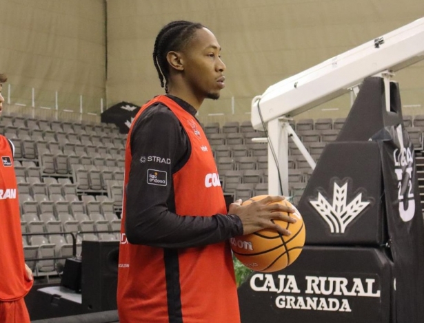 Johnson se debe convertir en una de las referencias ofensivas del equipo (COVIRAN GRANADA) Johnson se debe convertir en una de las referencias ofensivas del equipo (COVIRAN GRANADA)