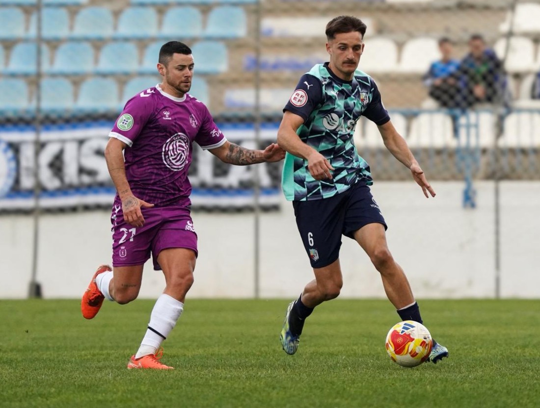 El Motril intenta asaltar la primera plaza (CF MOTRIL)