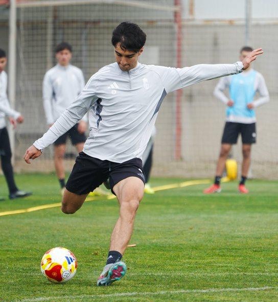 El Recre intentará regresar con un buen botín (GRANADA CF)