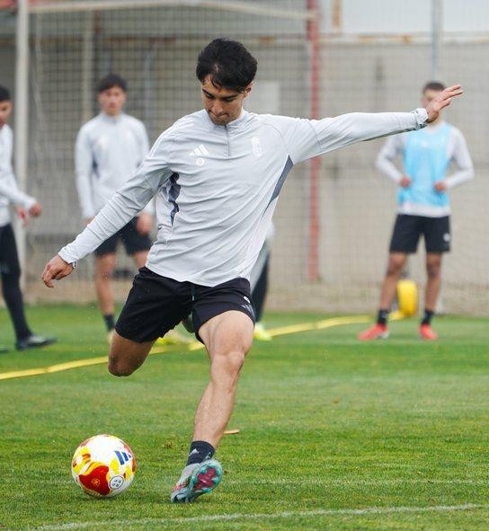 El Recre intentará regresar con un buen botín (GRANADA CF) El Recre intentará regresar con un buen botín (GRANADA CF)
