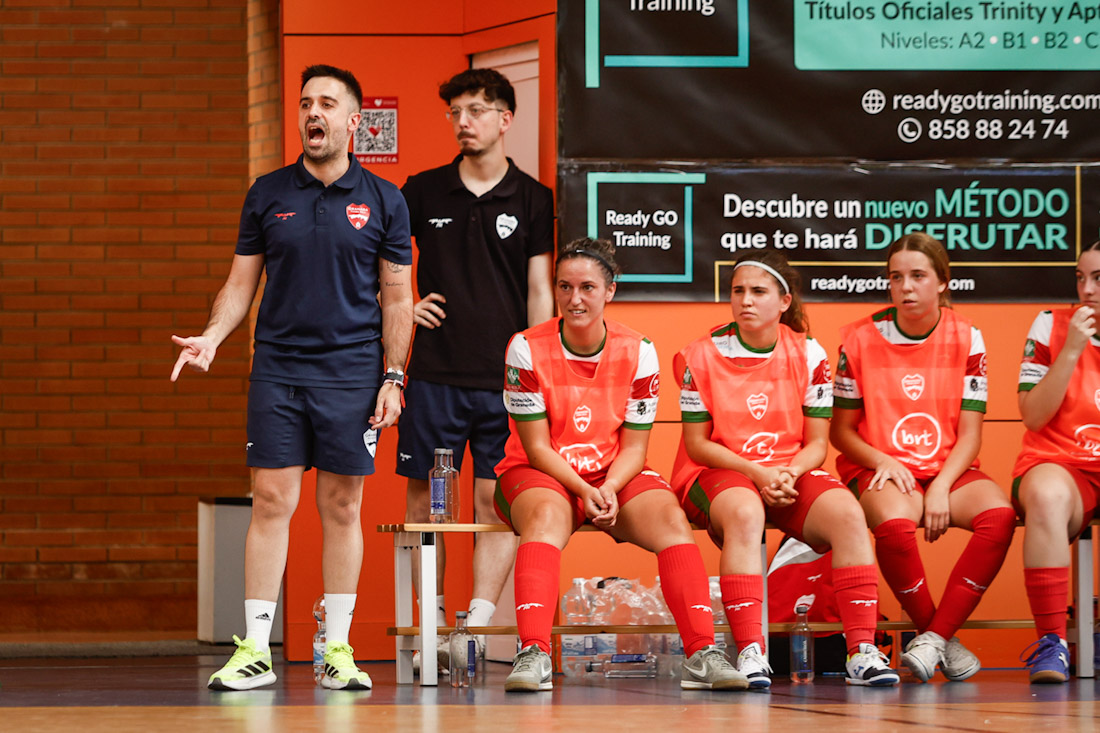 Javi Espinosa durante un partido (F.NEYRA / A360 COMUNICACIÓN?