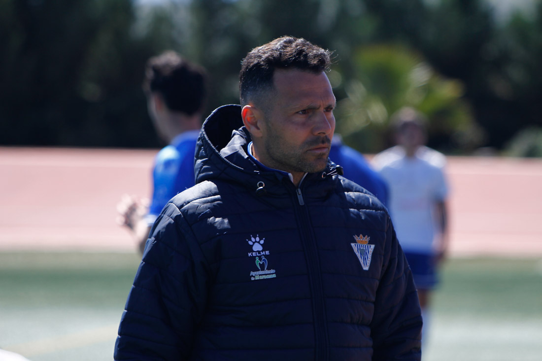 El entrenador de la UD Maracena, Javier Vilaseca (J. PALMA)