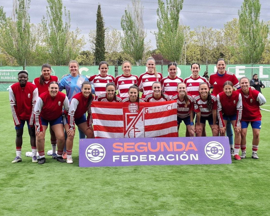 Las rojiblancas se tuvieron que conformar con el empate (GRANADA CF)