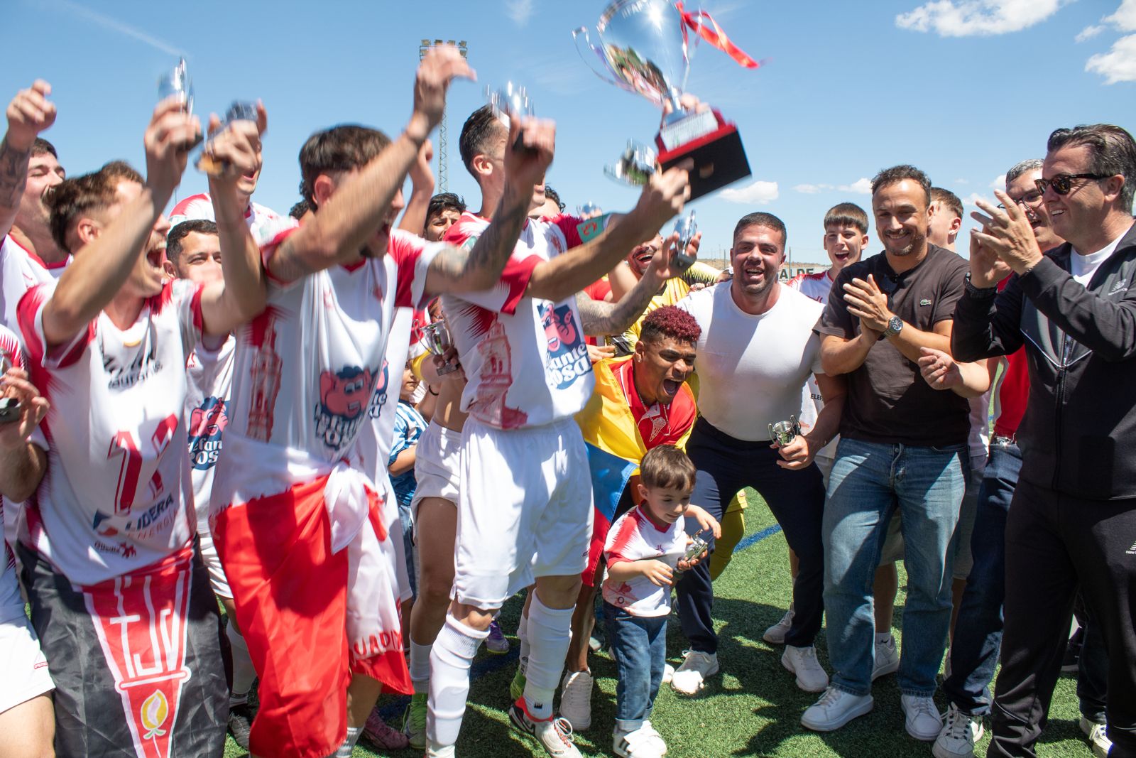 El Guadíx CF celebra el ascenso de categoría 