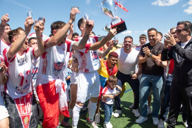 El Guadíx CF celebra el ascenso de categoría 