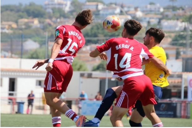 El Recreativo derrotó al FC Marbellí (FC MARBELLÍ) El Recreativo derrotó al FC Marbellí (FC MARBELLÍ)